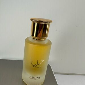 Alya Fresh Hair Mist with Gold Cap